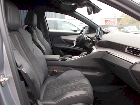 PEUGEOT 3008 II PHASE 2 1.5 BLUEHDI 130 CV GT EAT8  ********** AVEC SEULEMENT 32969 KMS !!! ***********